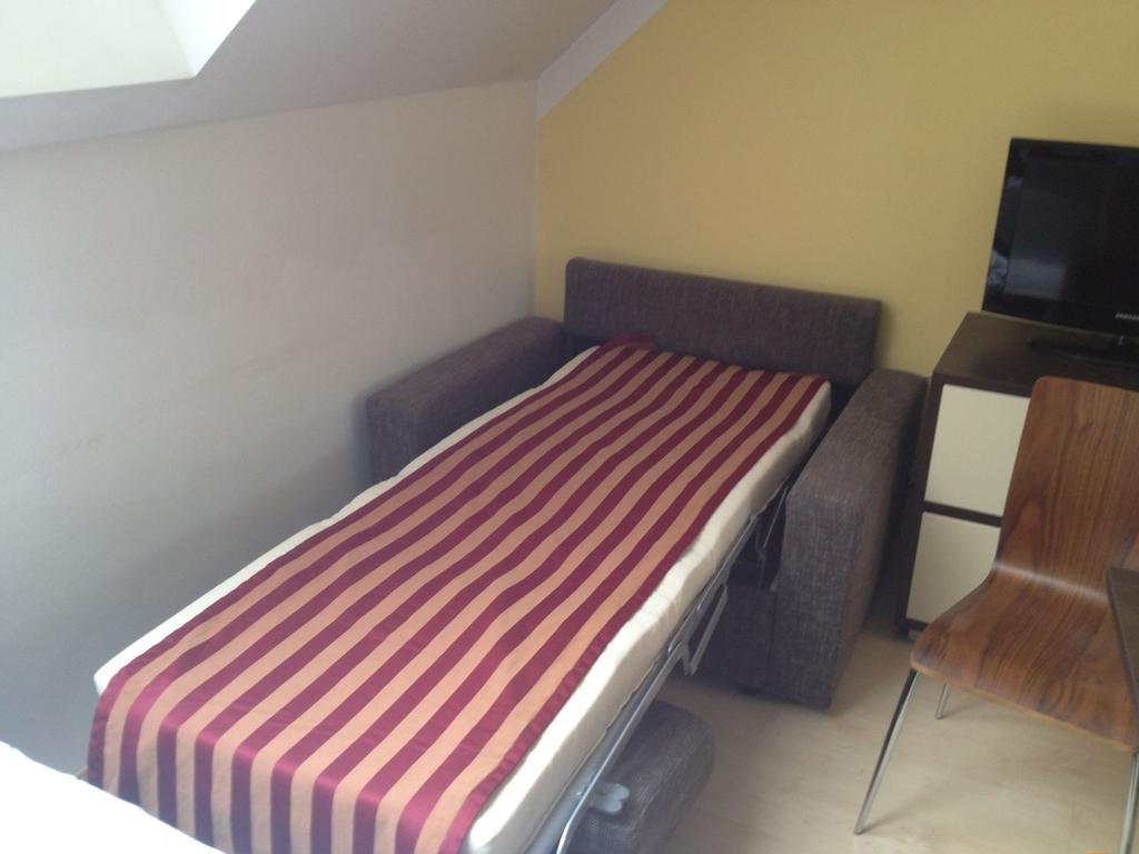 Apartman Nellinka Bešeňová Dış mekan fotoğraf